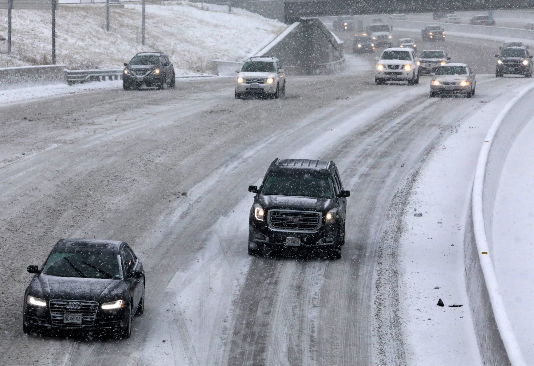 Second day of snow around St. Louis